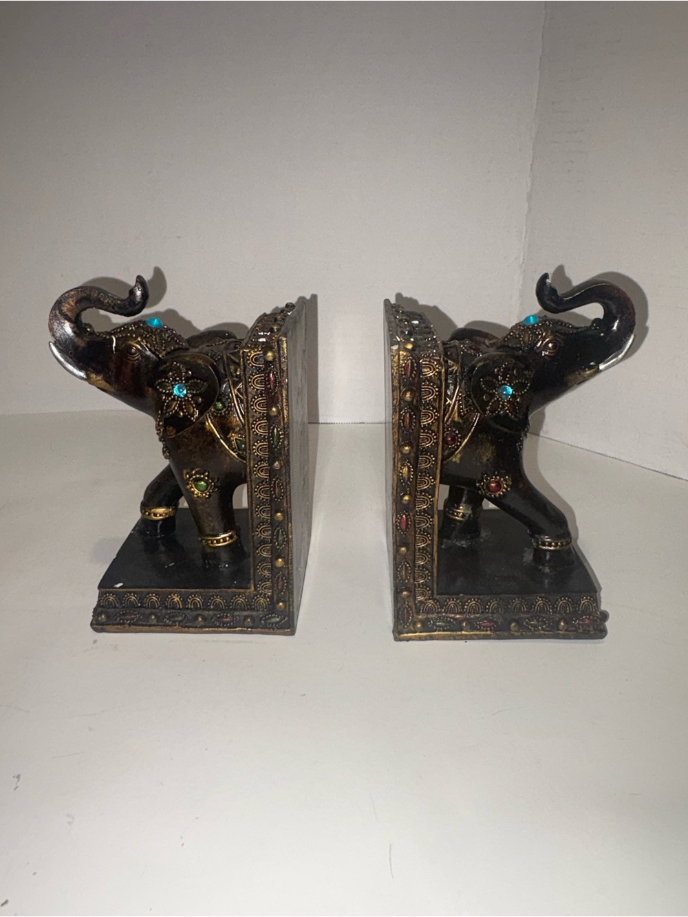 Decorative Jeweled Elephant Bookends - Black and Gold